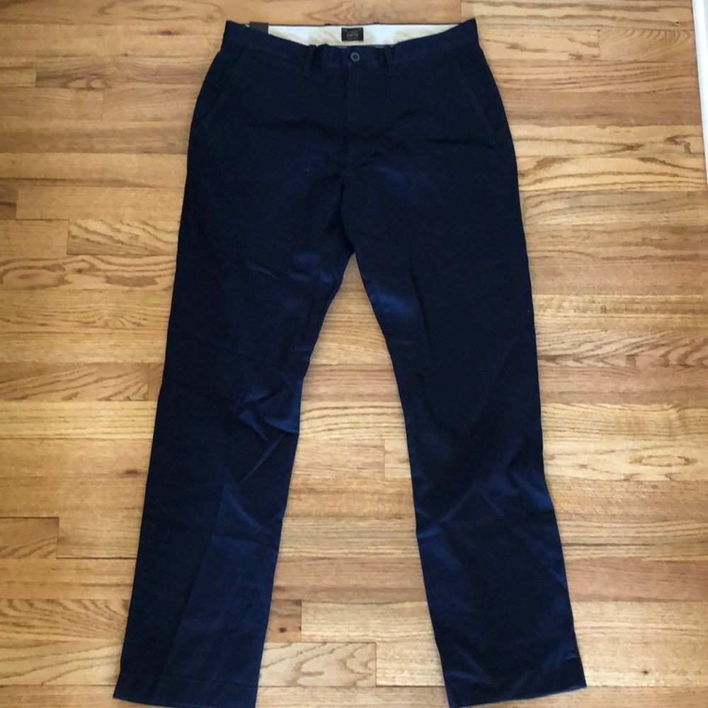 New never worn J.Crew stretch navy khaki pants